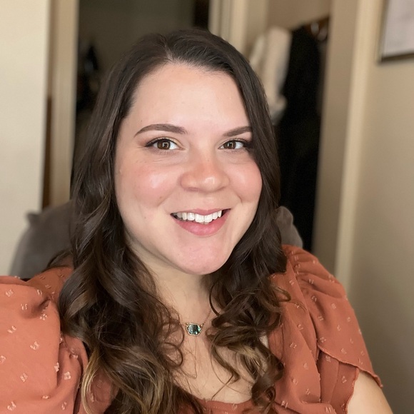 Meet the Posher Other - Meet your Posher, Amanda